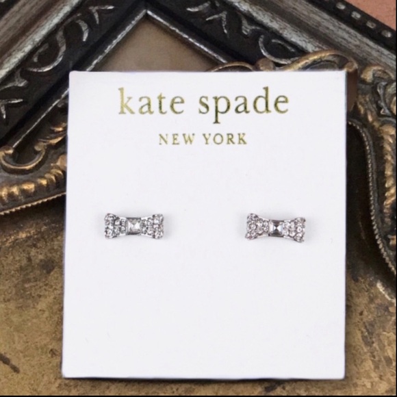 KATE SPADE • Silver Ready Set Bow Necklace Earrings Set - Picture 7 of 7